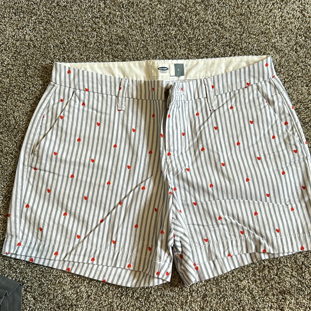 Old Navy brand new size 4 shorts